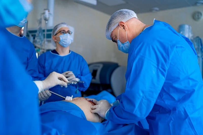 Vasectomía sin bisturí ofrecida por el Dr. Ulises Cristóbal Sánchez Aquino: La solución moderna y eficaz para la anticoncepción masculina